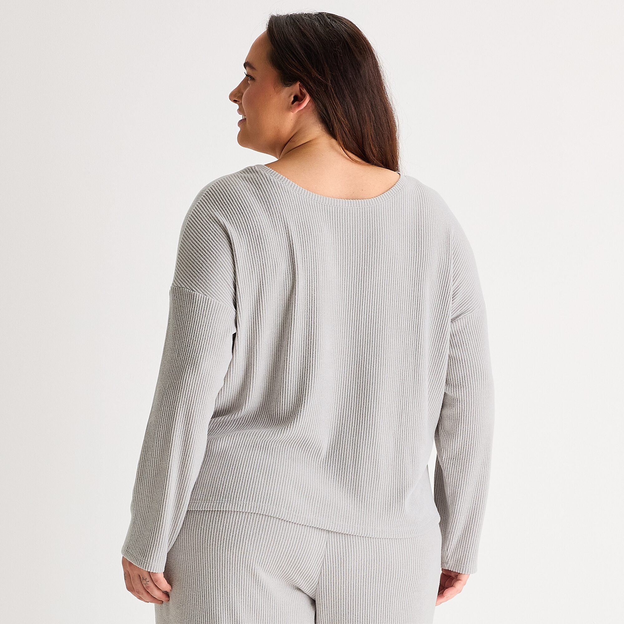 Ambrielle Womens Rib V Neck Long Sleeve Plus Pajama Top