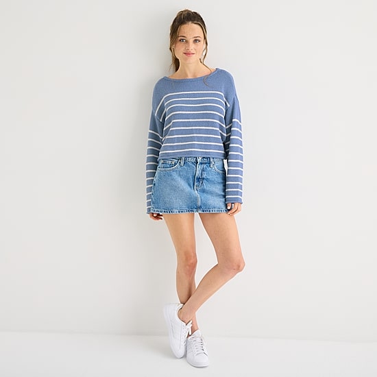 Arizona Juniors Womens Boat Neck Long Sleeve Striped Pullover Sweater