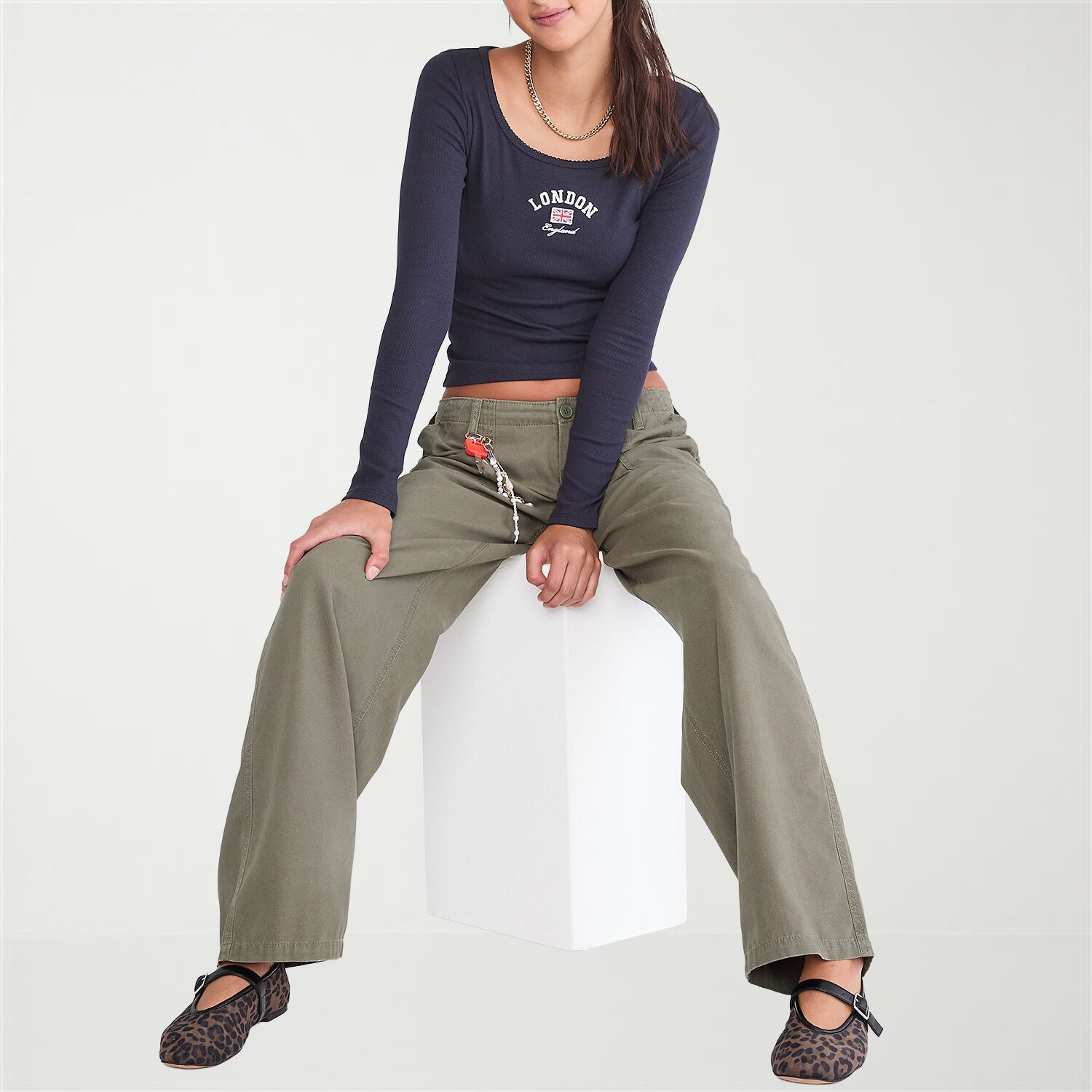 AEROPOSTALE Womens Juniors Scoop Neck Long Sleeve T-Shirt