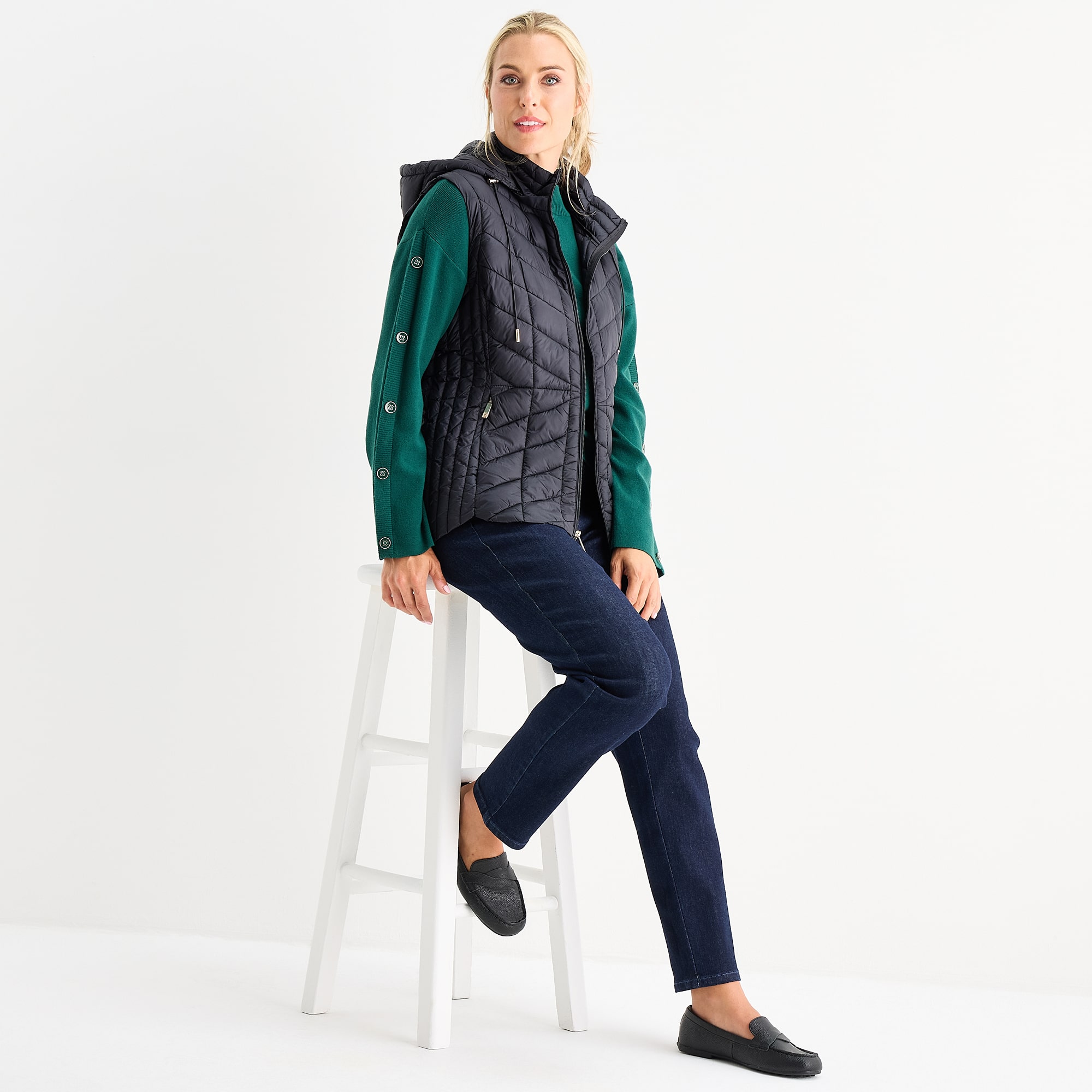 Liz Claiborne Womens Lightweight Puffer Vest