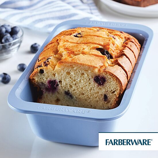 Farberware Easy Solutions 9X5 Non-Stick Loaf Pan