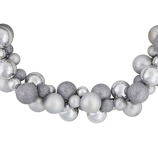 Northlight 6ft Silver Ball Finish Christmas Indoor Garland