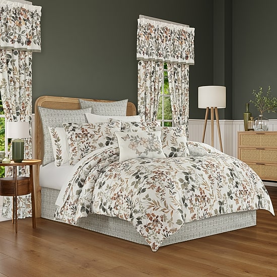 Royal Court Evergreen 4-pc. Floral Midweight Comforter Set
