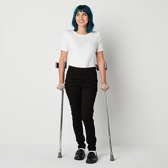 a.n.a. Womens Mid Rise Adaptive Skinny Jegging