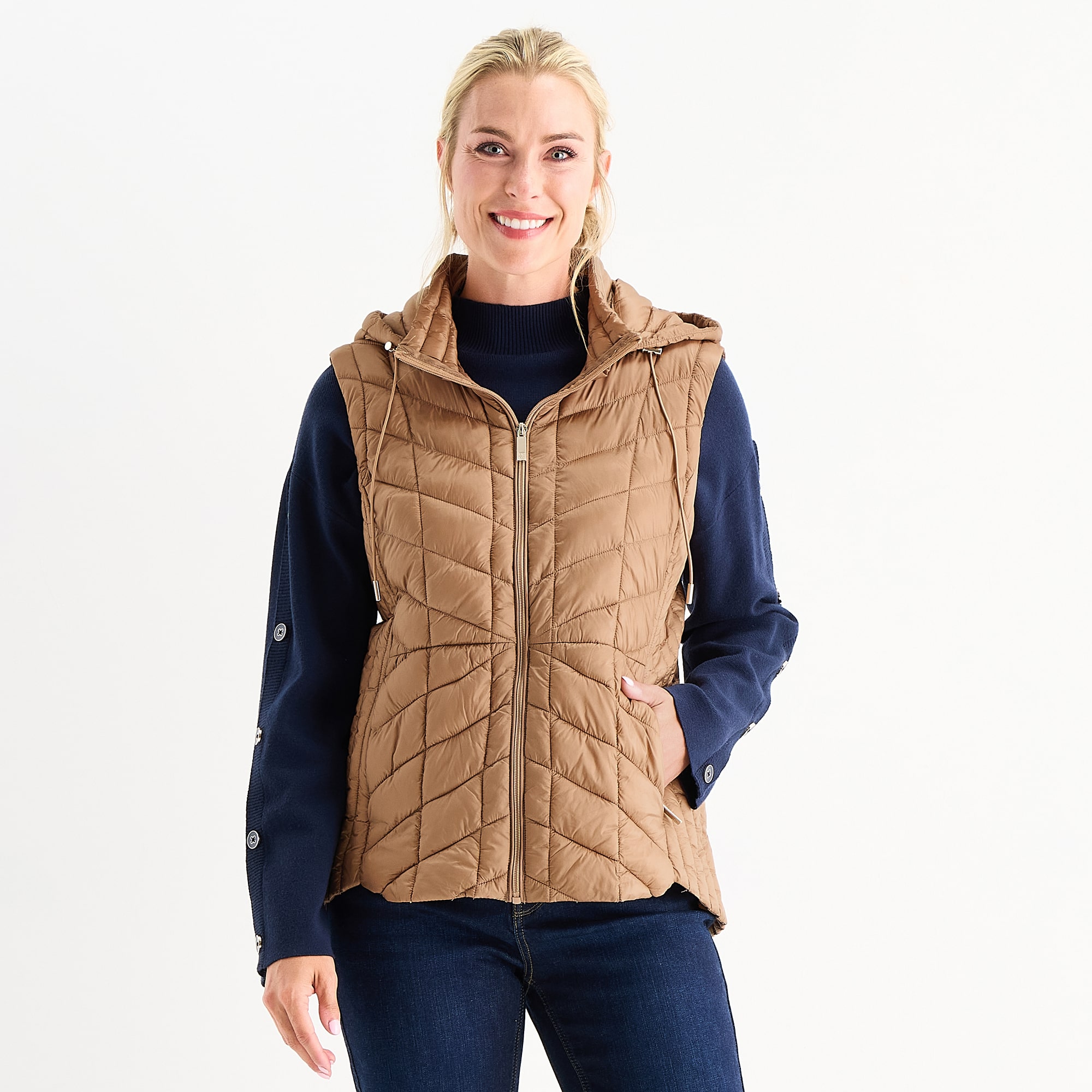 Liz Claiborne Womens Lightweight Puffer Vest