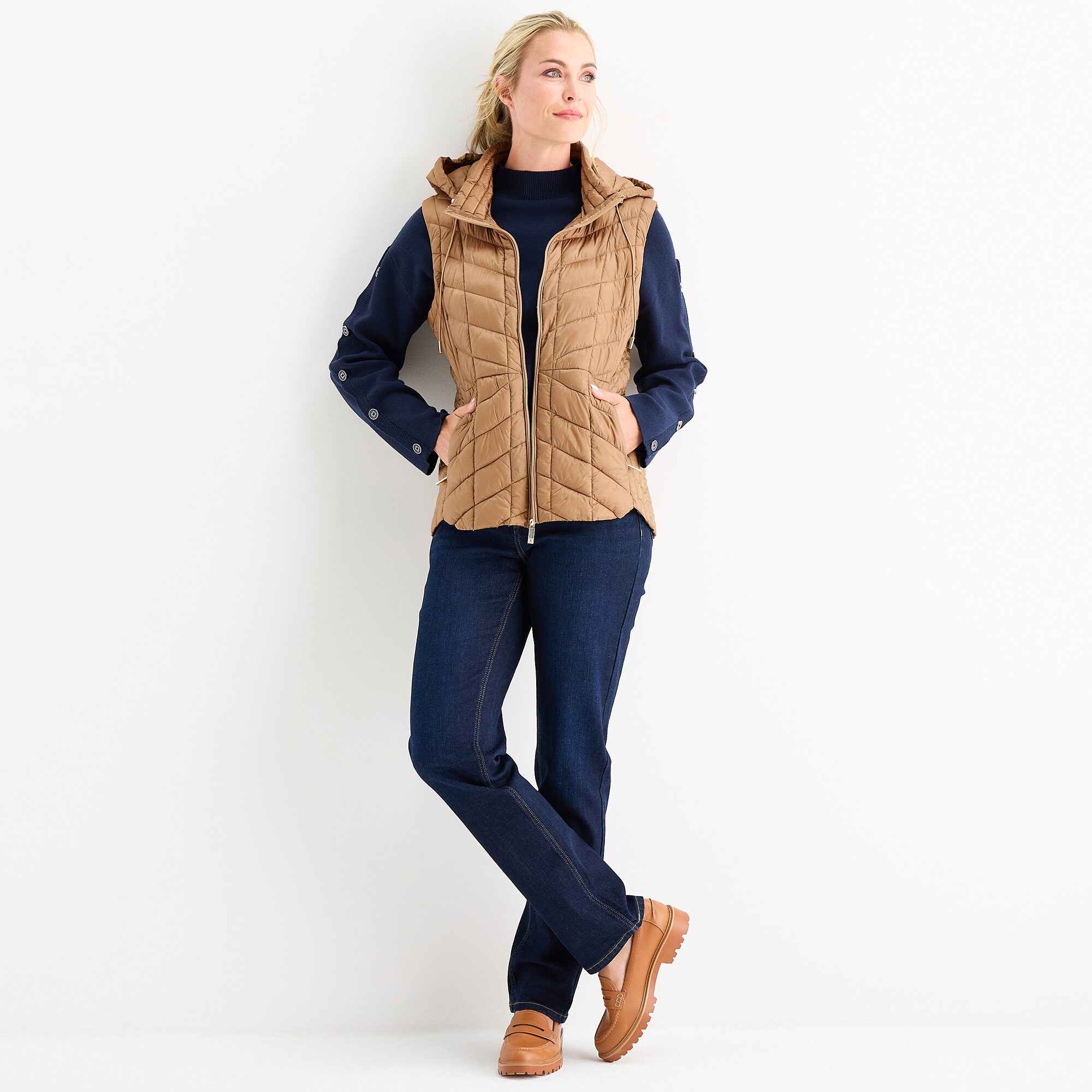 Liz Claiborne Womens Lightweight Puffer Vest