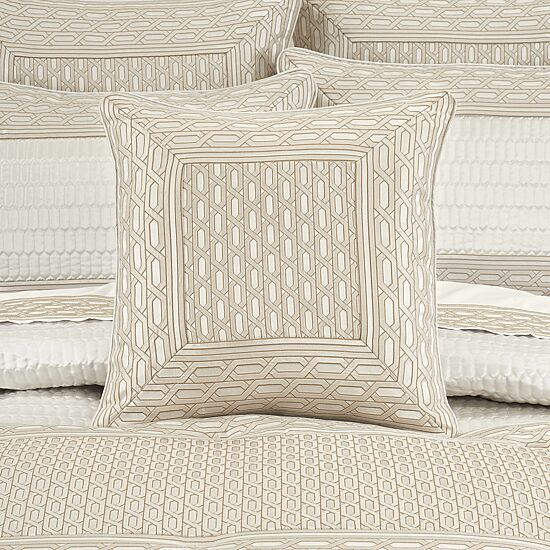 Queen Street Melbourne Square Throw Pillow