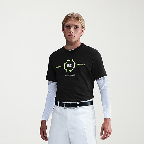 Nike Mens Crew Neck Short Sleeve Regular Fit Graphic T-Shirt