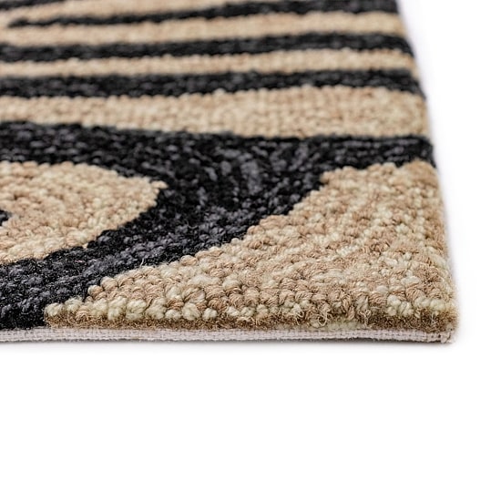 Liora Manne Ravella Zebra Zebra Hand Tufted Indoor Outdoor Rectangular Accent Rug