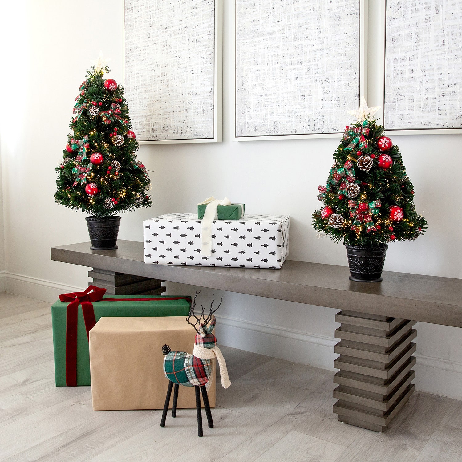 Nearly Natural Pre-Lit Fiber Optic Cosmopolitan Star Topped Artificial  With Decorative Planter 2 Foot Pre-Lit Potted Fir Christmas Tree