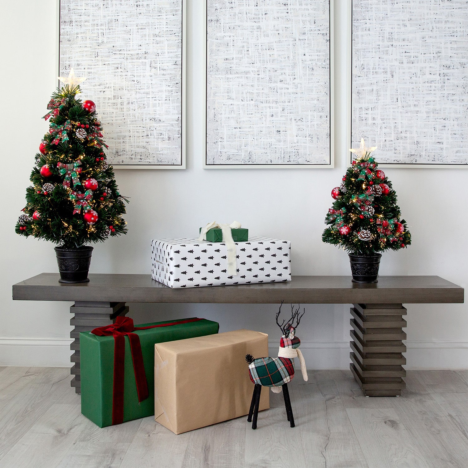 Nearly Natural Pre-Lit Fiber Optic Cosmopolitan Star Topped Artificial  With Decorative Planter 2 Foot Pre-Lit Potted Fir Christmas Tree