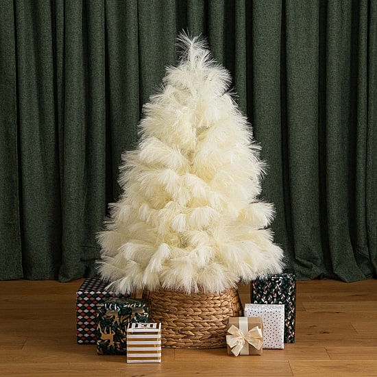 Nearly Natural 4ft Artificial Off-White Pampas Grass 4 Foot Christmas Tree