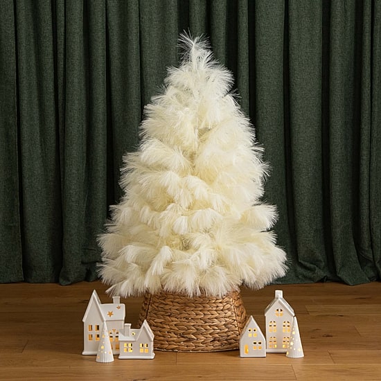 Nearly Natural 4ft Artificial Off-White Pampas Grass 4 Foot Christmas Tree