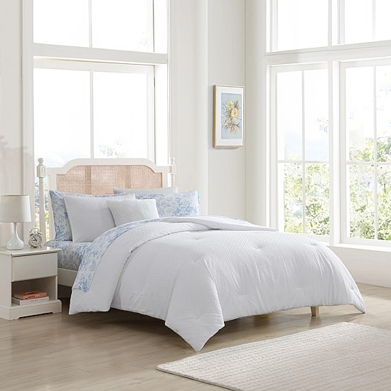 Laura Ashley Margaret Midweight Comforter Set