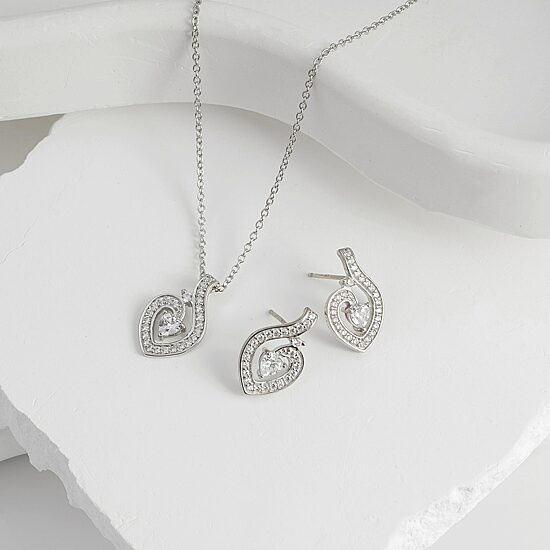 Diamonart Womens Cubic Zirconia Sterling Silver Heart 2-pc. Jewelry Set
