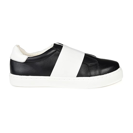 Journee Collection Jc Billie Womens Round Closed Toe Slip-On Shoe