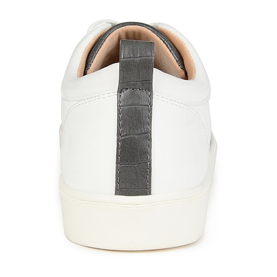 Journee Collection Kyndra Womens Round Closed Toe Slip-On Shoe