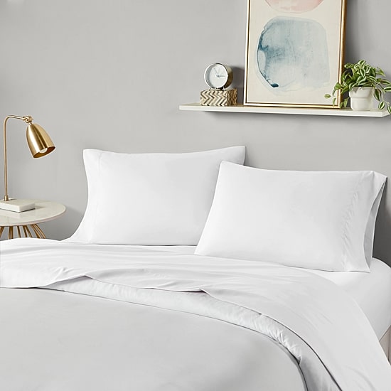 Intelligent Design Microfiber All Season Soft Touch Solid Sheet Set