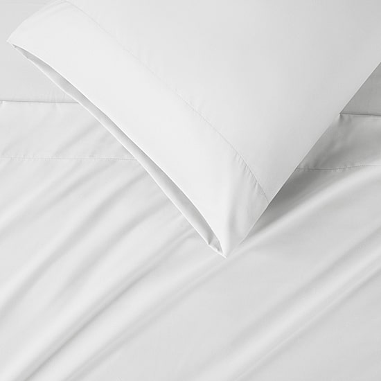 Intelligent Design Microfiber All Season Soft Touch Solid Sheet Set