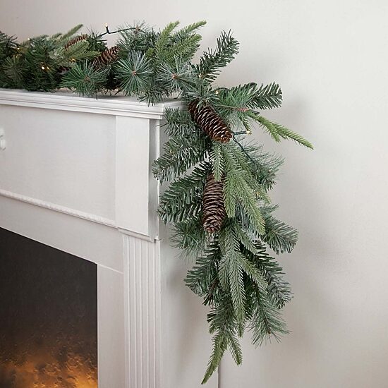 Northlight Mixed Pine Pre-Lit Christmas Indoor Garland