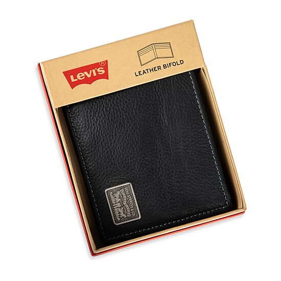 Levi's® Passcase With Bill Divider Mens Wallet