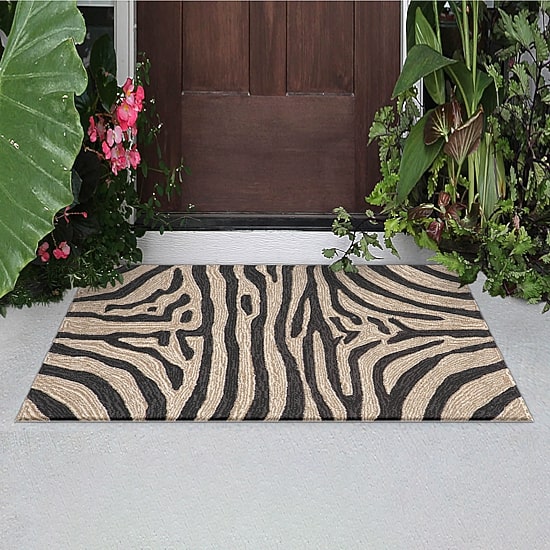 Liora Manne Ravella Zebra Zebra Hand Tufted Indoor Outdoor Rectangular Accent Rug