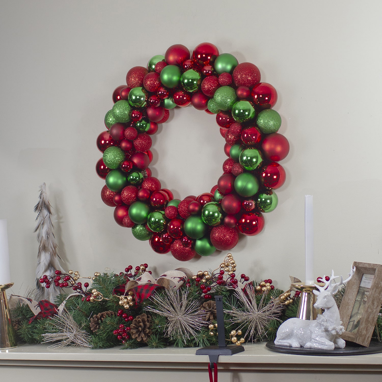 Northlight Shatterproof Ball Wreath