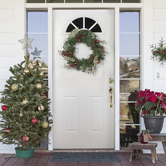 Northlight Frosted Pine And Cone Wreath
