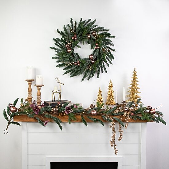 Northlight 28in Ornament Ball Unlit Wreath