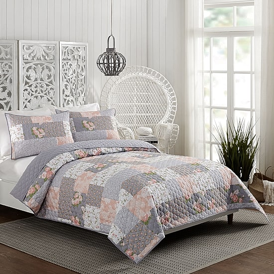 Modern Heirloom La Flor Reversible Quilt Set