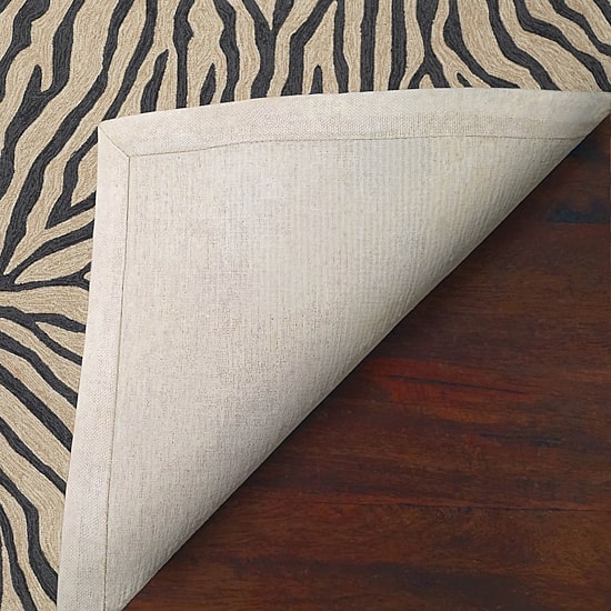 Liora Manne Ravella Zebra Zebra Hand Tufted Indoor Outdoor Rectangular Accent Rug