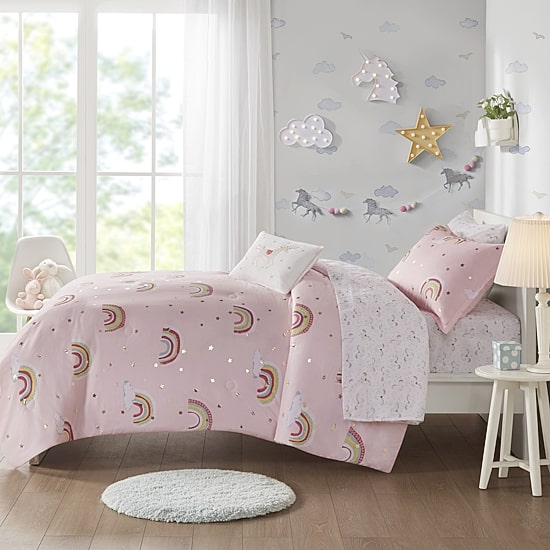 Mi Zone Kids Mia Complete Bed and Sheet Set with decorative pillow