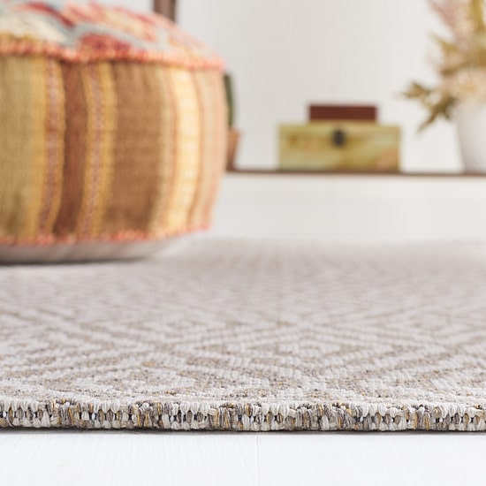Martha Stewart Gemma Geometric 5' X 7' Indoor Rectangle Area Rug