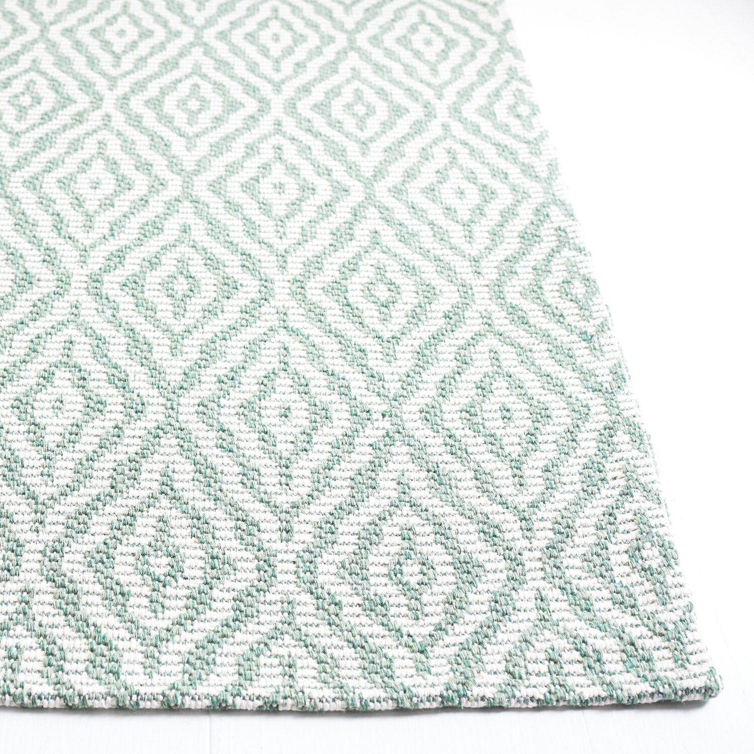 Martha Stewart Gemma Geometric 5' X 7' Indoor Rectangle Area Rug