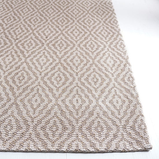 Martha Stewart Gemma Geometric 5' X 7' Indoor Rectangle Area Rug