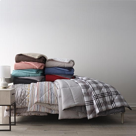 Home Expressions Ultra Soft Down Alternative Reversible Comforter