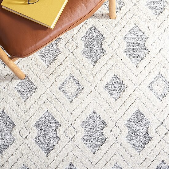 Martha Stewart Mia Geometric 4'X6' Indoor Rectangular Area Rug