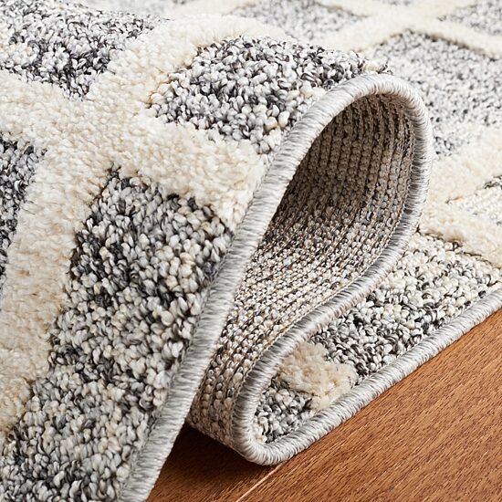 Martha Stewart Valery Geometric 4' X 6' Indoor Rectangular Area Rug