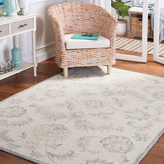 Martha Stewart Leia Floral Hand Tufted 36" X 60" Indoor Rectangle Accent Rug