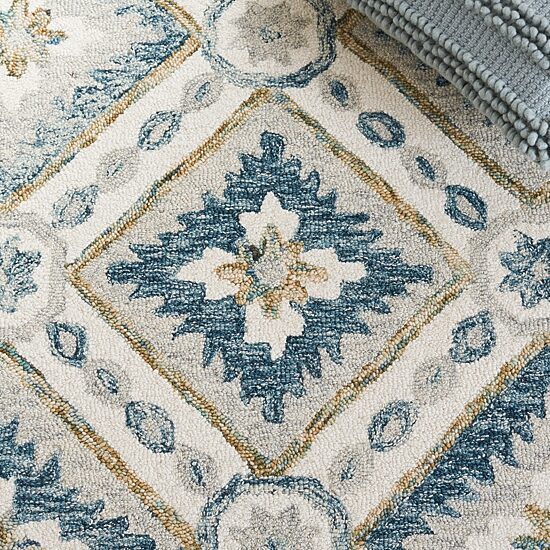 Martha Stewart Zuri Floral Hand Tufted 36" X 60" Indoor Rectangle Accent Rug