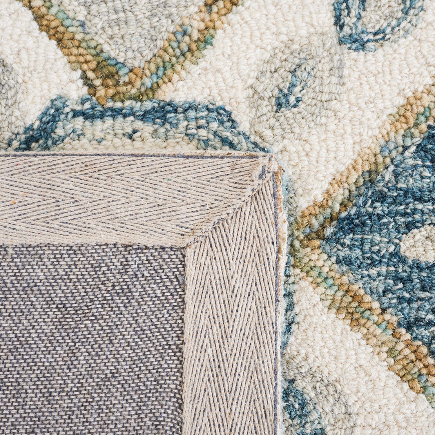 Martha Stewart Zuri Floral Hand Tufted Indoor Rectangle Area Rug