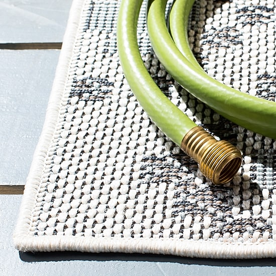 Martha Stewart Robin Geometric Outdoor Rectangular Area Rug