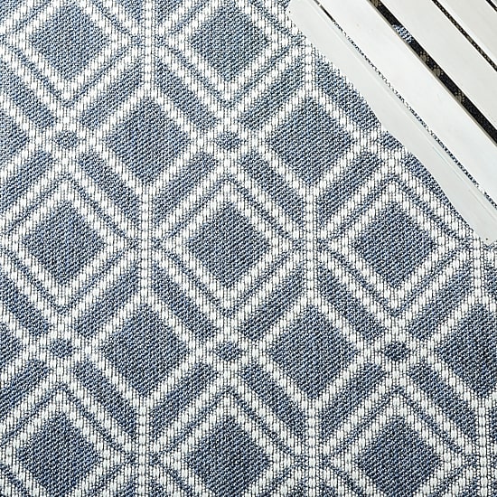 Martha Stewart Ava Bordered Washable Outdoor Rectangular Area Rug
