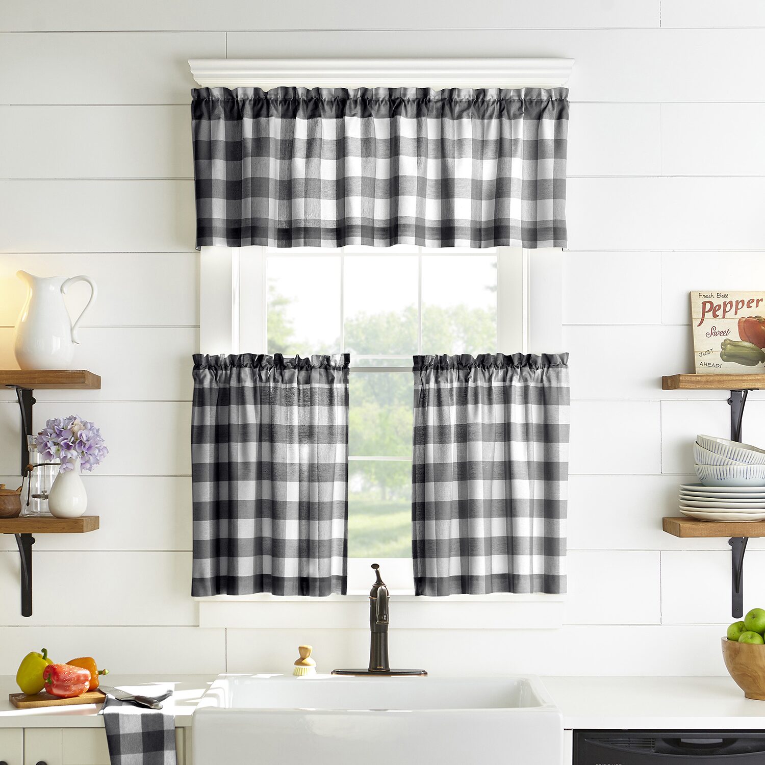 Threadmade Farmhouse Living Buffalo Check 2-pc. Rod Pocket Window Tier