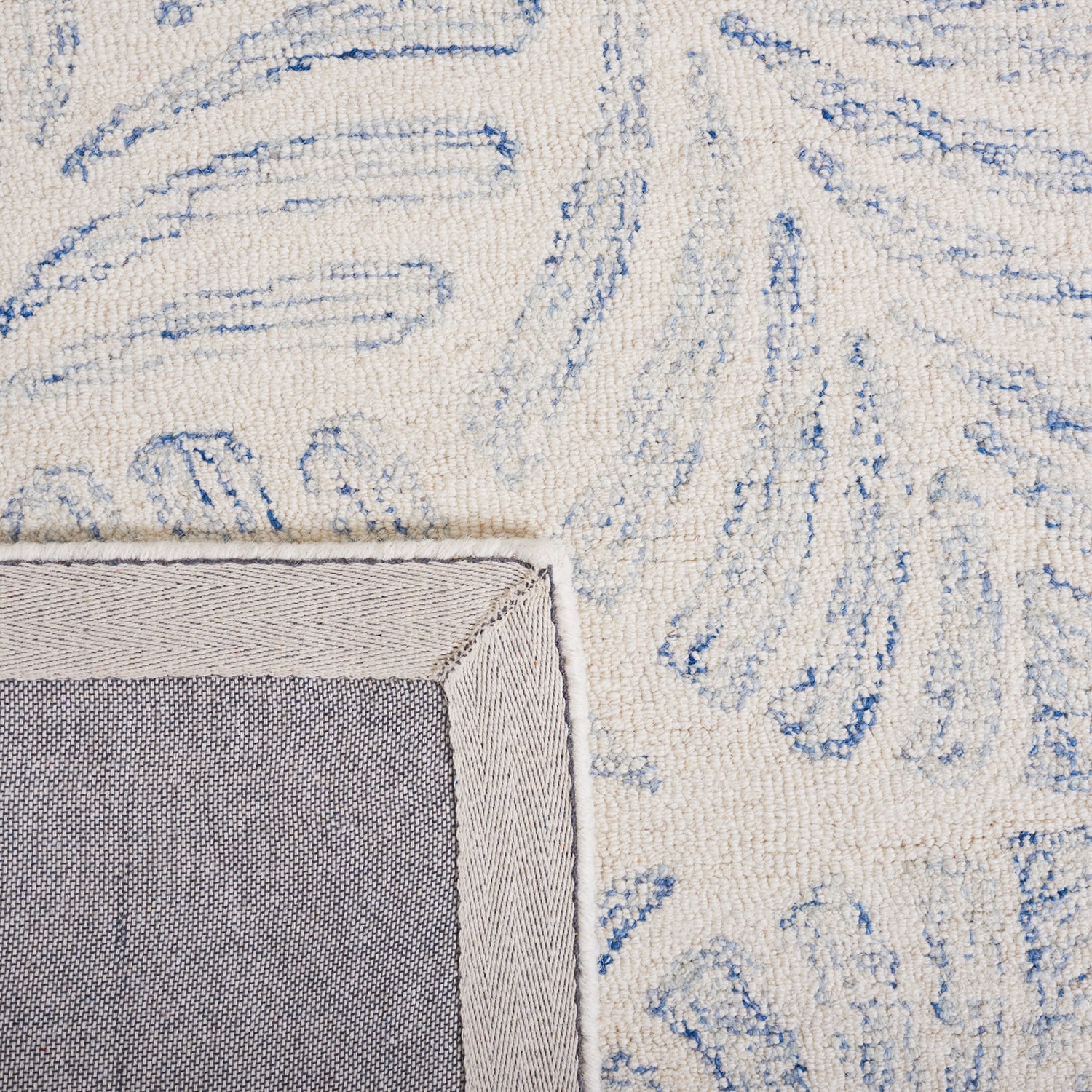 Martha Stewart Char Floral Hand Tufted 6' X Indoor Round Area Rug