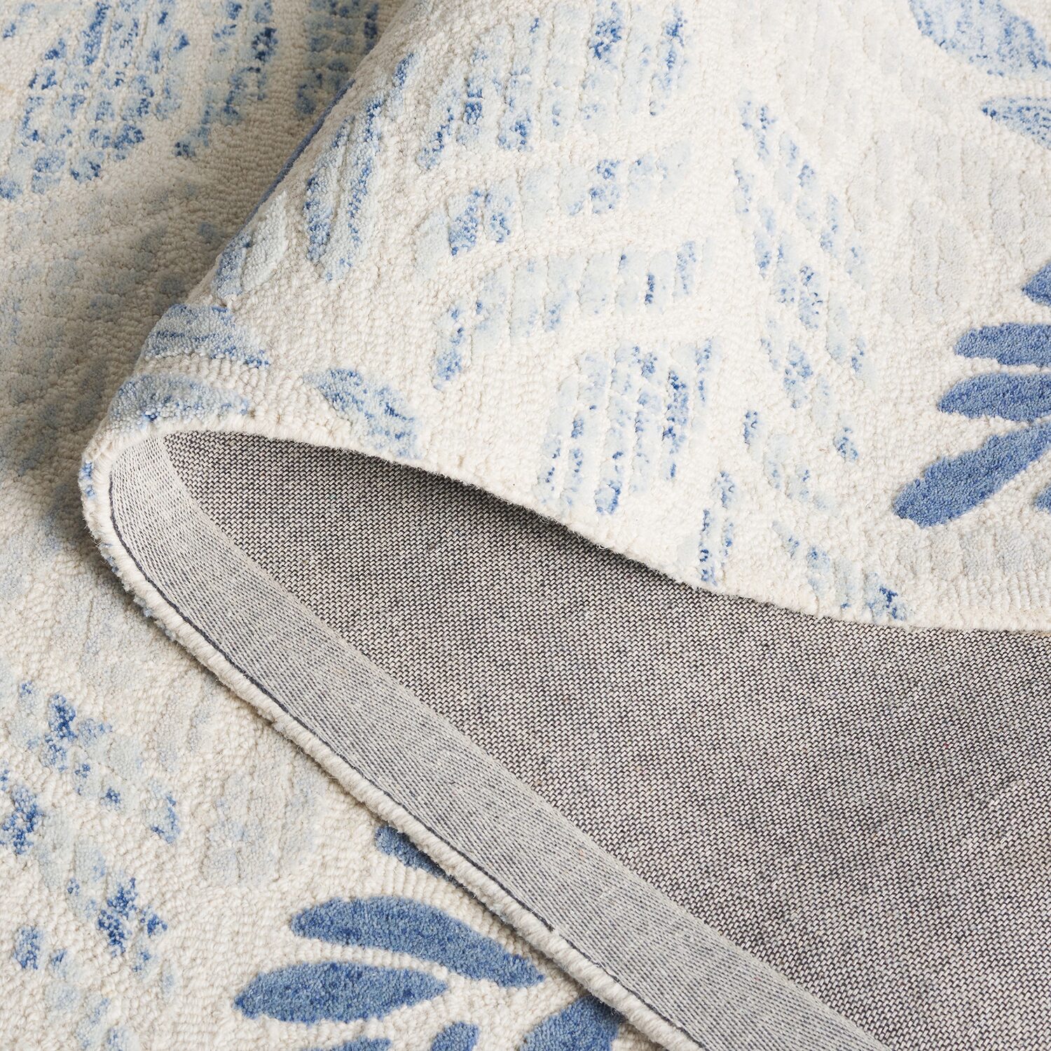 Martha Stewart Finn Floral Hand Tufted Indoor Rectangular Area Rug