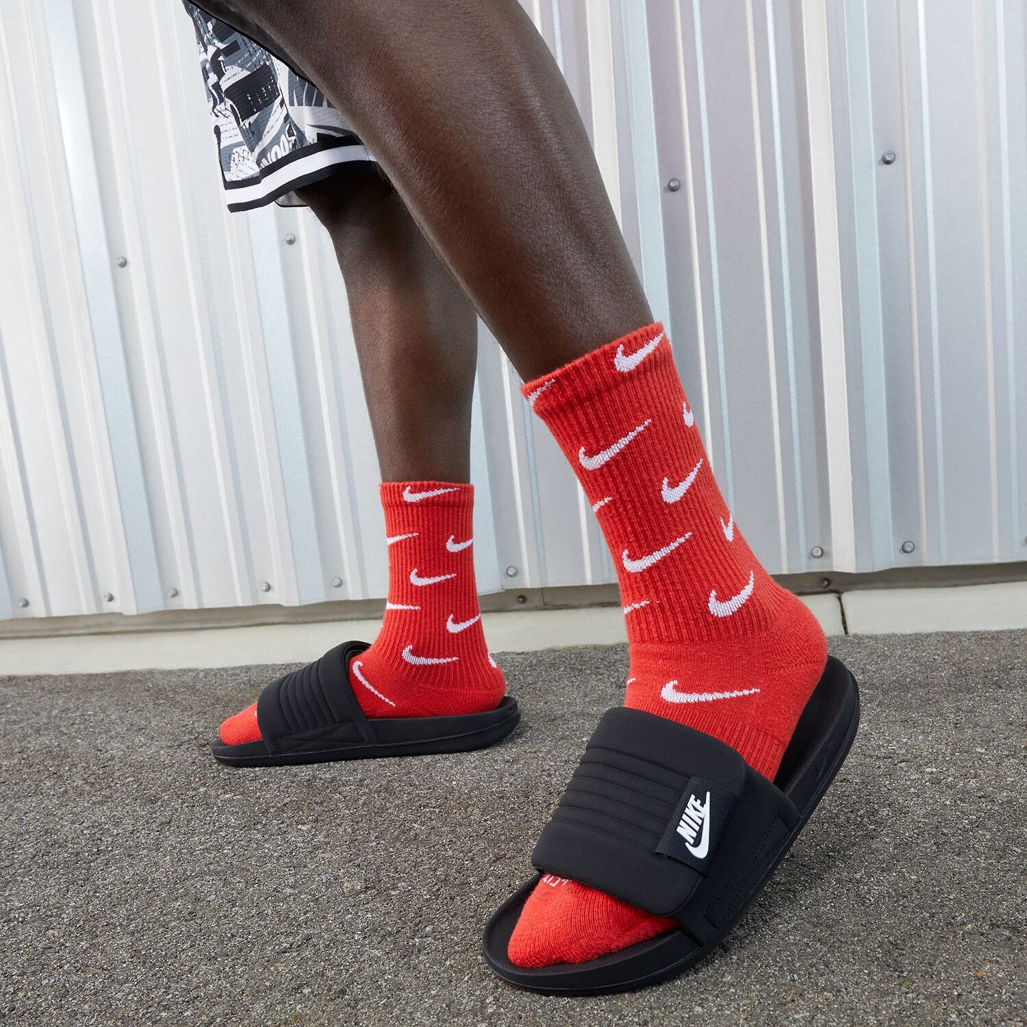 Nike Mens Offcourt Adjust Slide Sandals