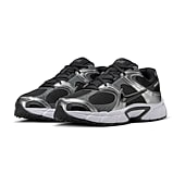 Nike V5 RNR Mens Sneakers