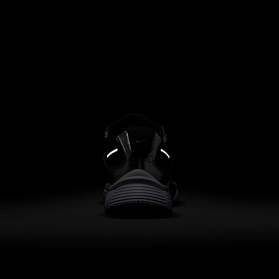 Nike V5 RNR Mens Sneakers