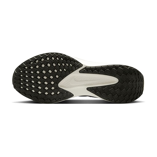 Nike Quest 6 Mens Running Shoes
